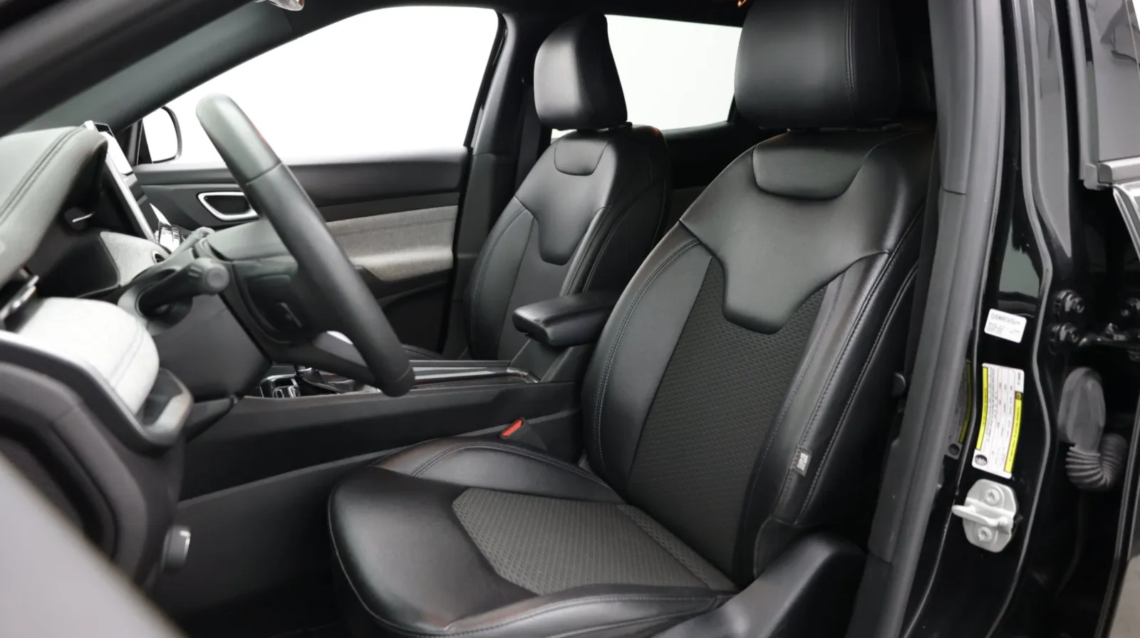 Jeep Compass photo 15
