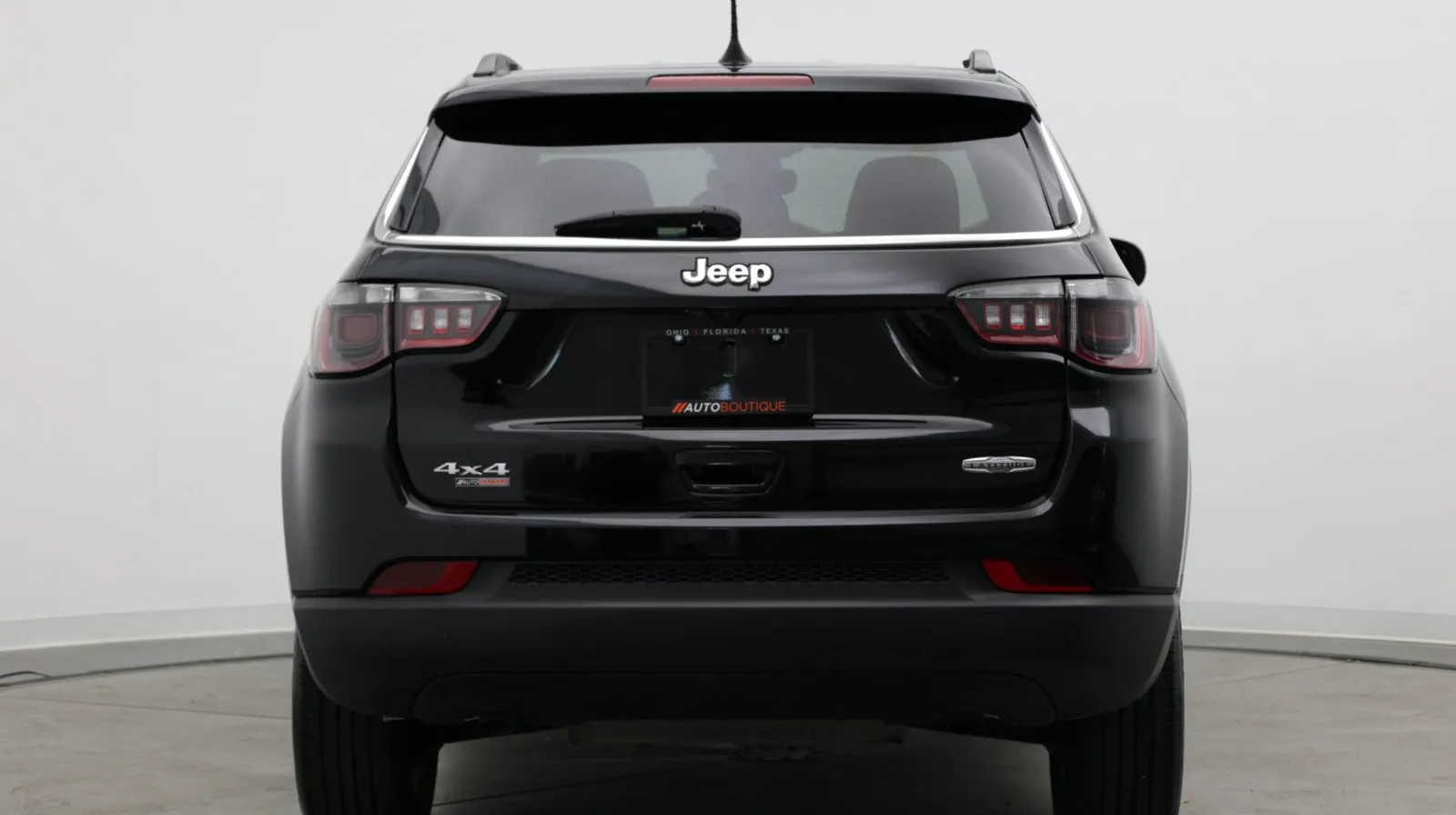 Jeep Compass photo 6