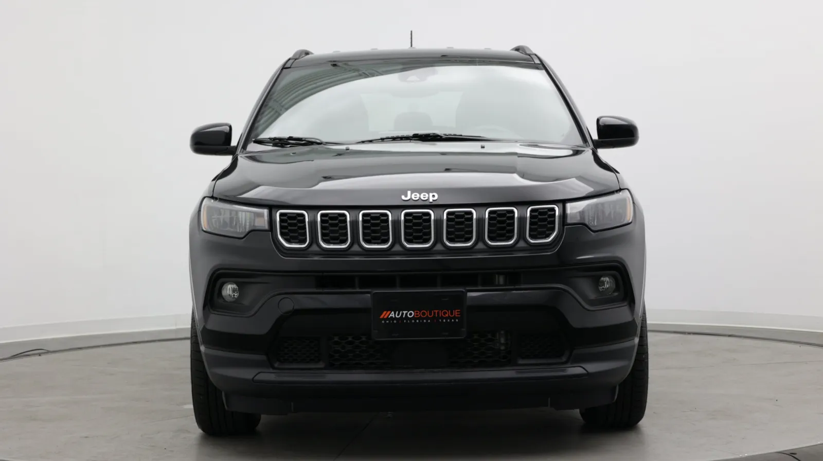 Jeep Compass photo 2