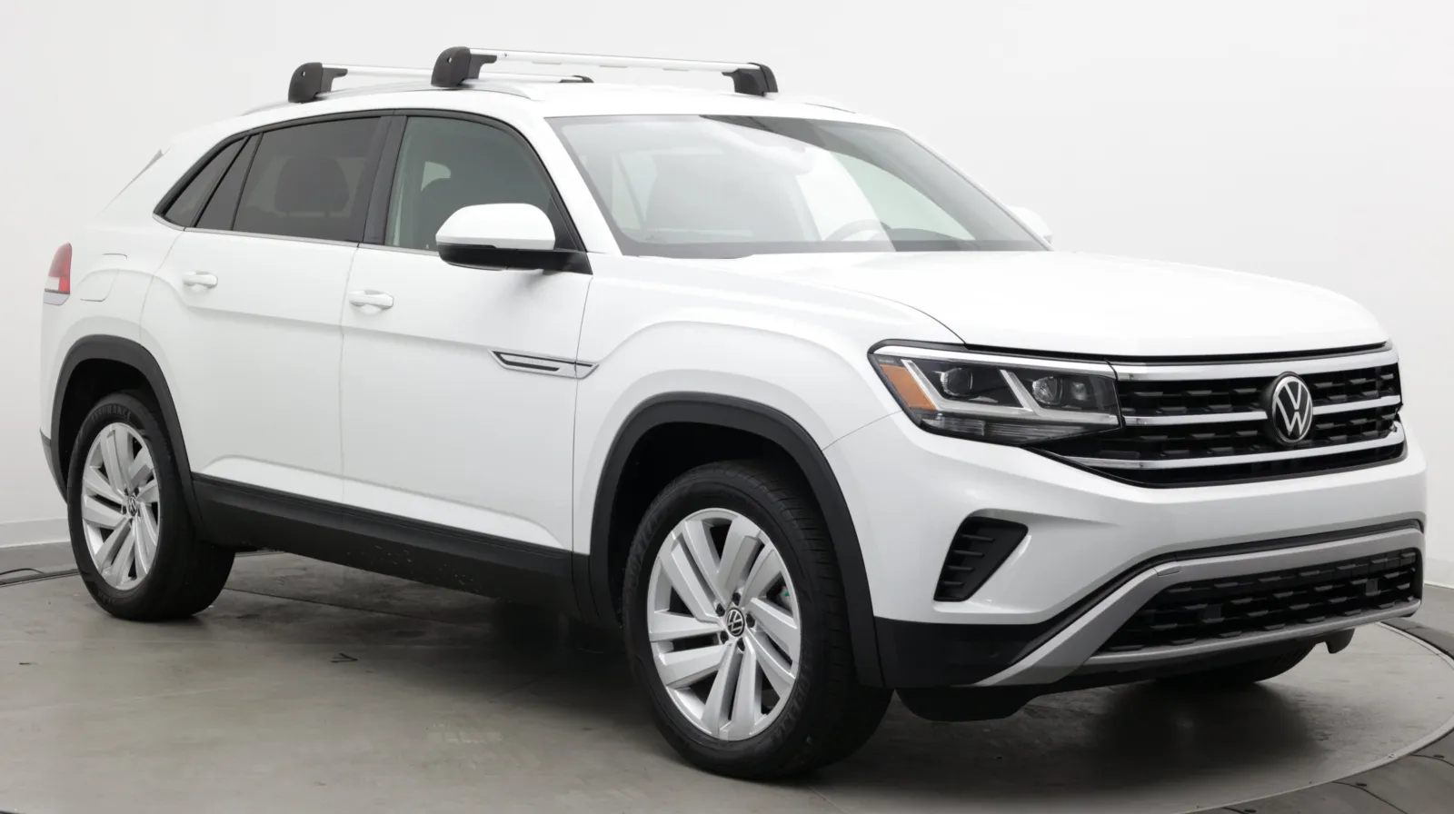 Volkswagen Atlas Cross Sport photo 3