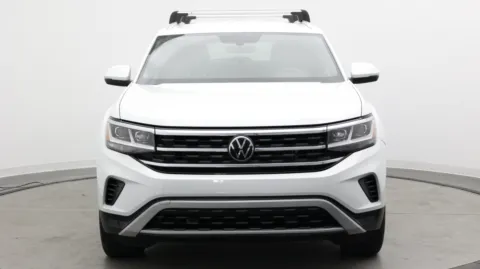 Photos of 2023 Volkswagen Atlas Cross Sport 3.6L V6 SE w/Technology for sale in Jacksonville, FL at Auto Boutique Florida