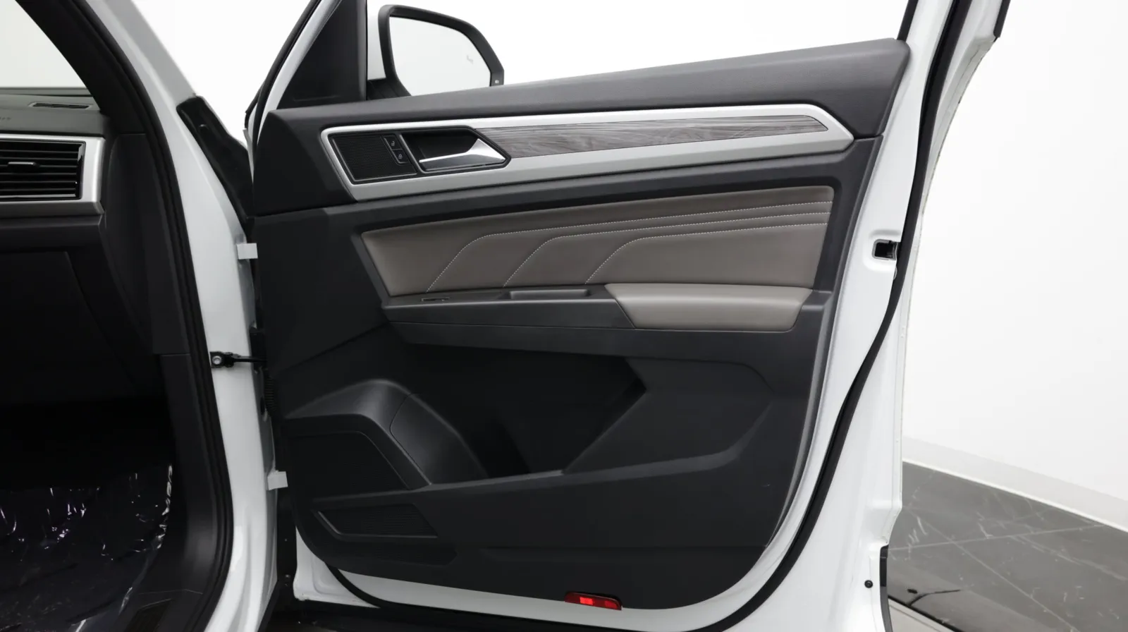 Volkswagen Atlas Cross Sport photo 31