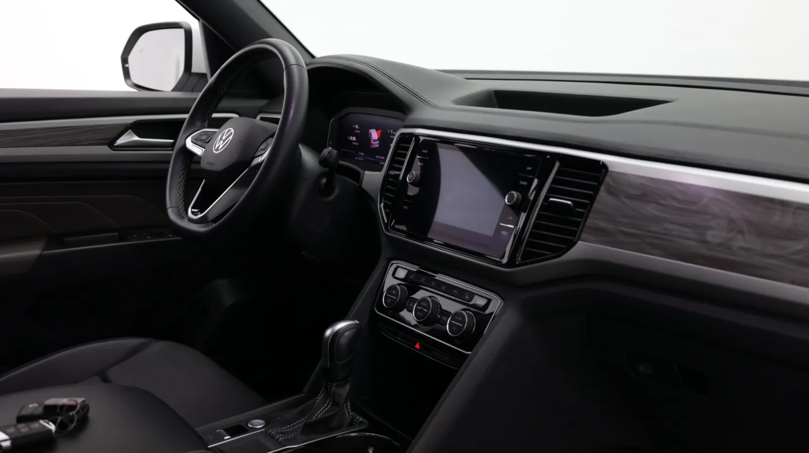 Volkswagen Atlas Cross Sport photo 32