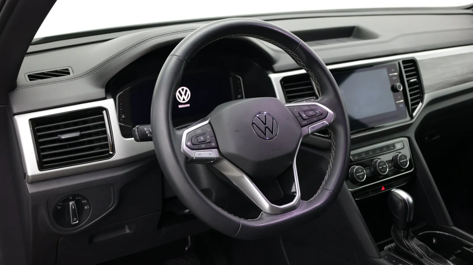 Volkswagen Atlas Cross Sport photo 9