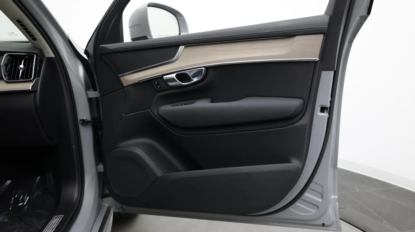 Volvo XC90 photo 40