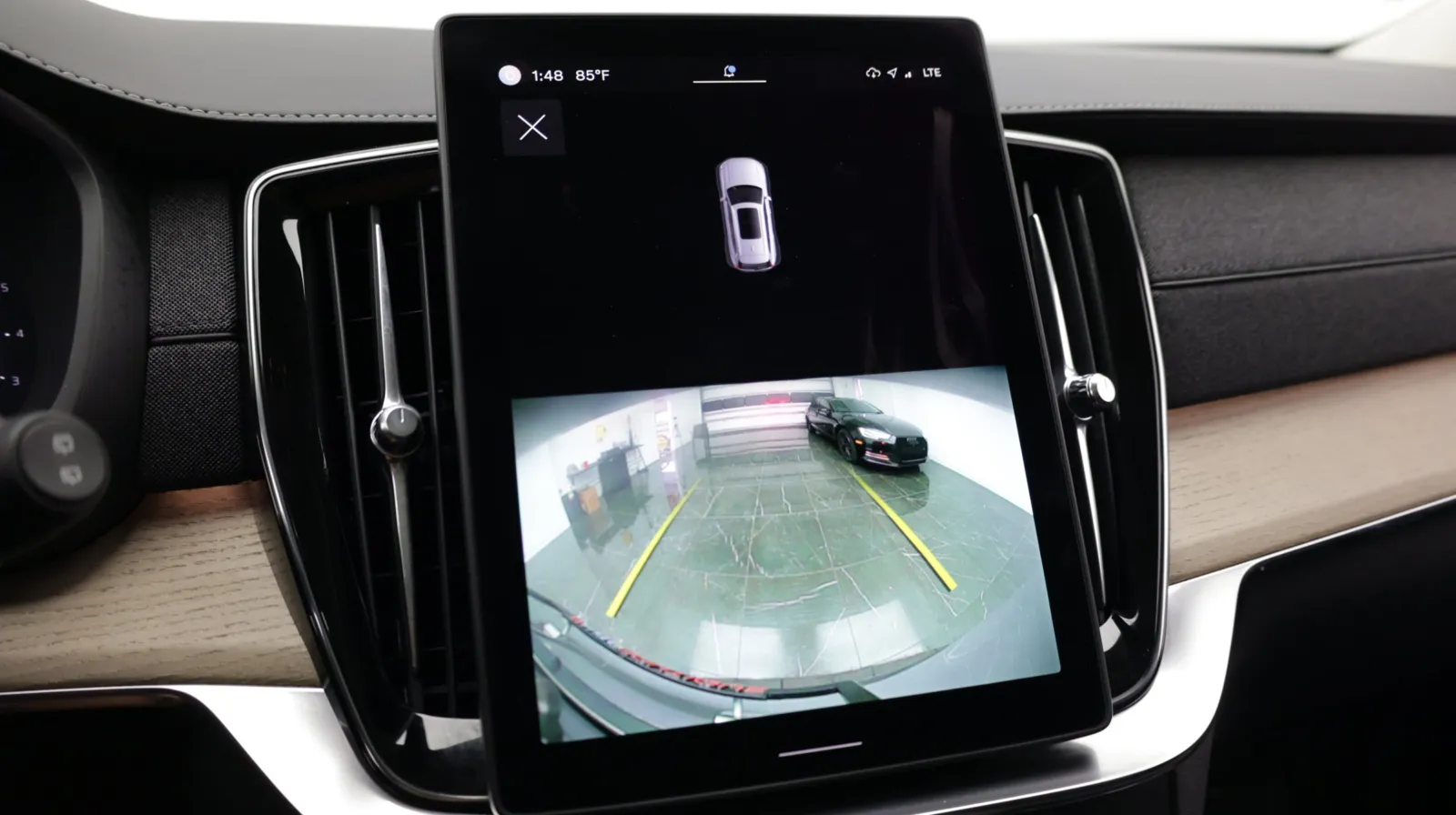 Volvo XC90 photo 25