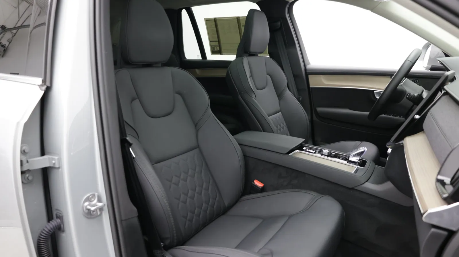Volvo XC90 photo 44
