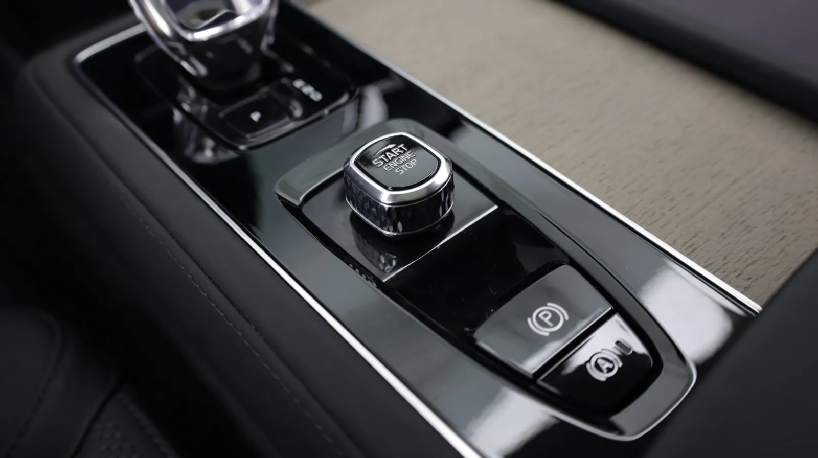 Volvo XC90 photo 20