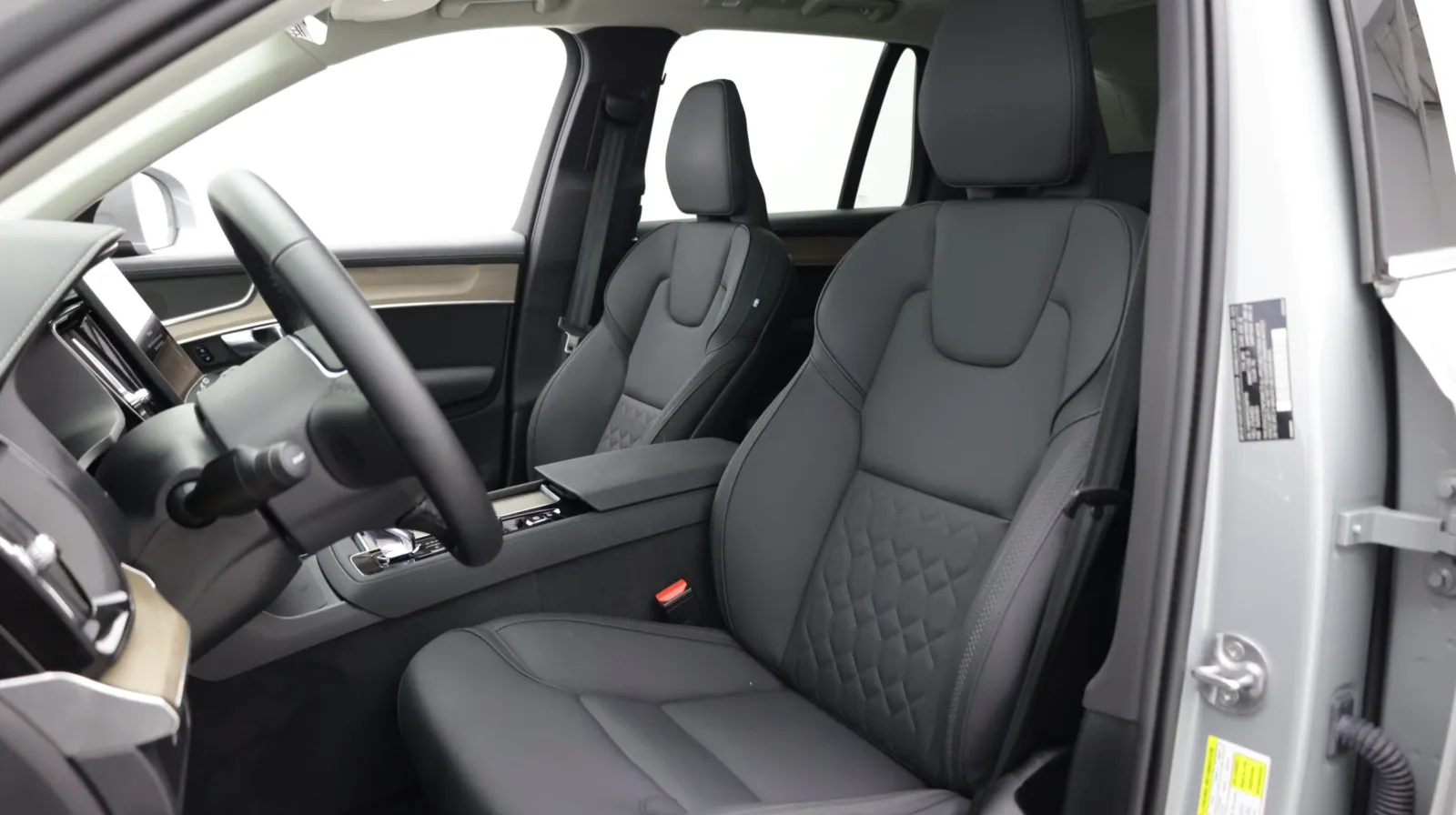 Volvo XC90 photo 18