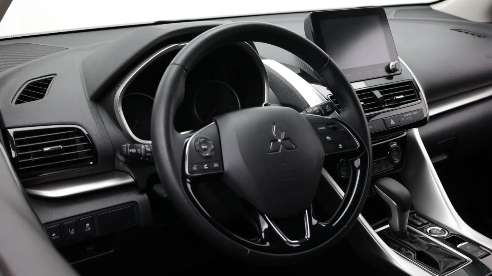 Mitsubishi Eclipse Cross photo 10