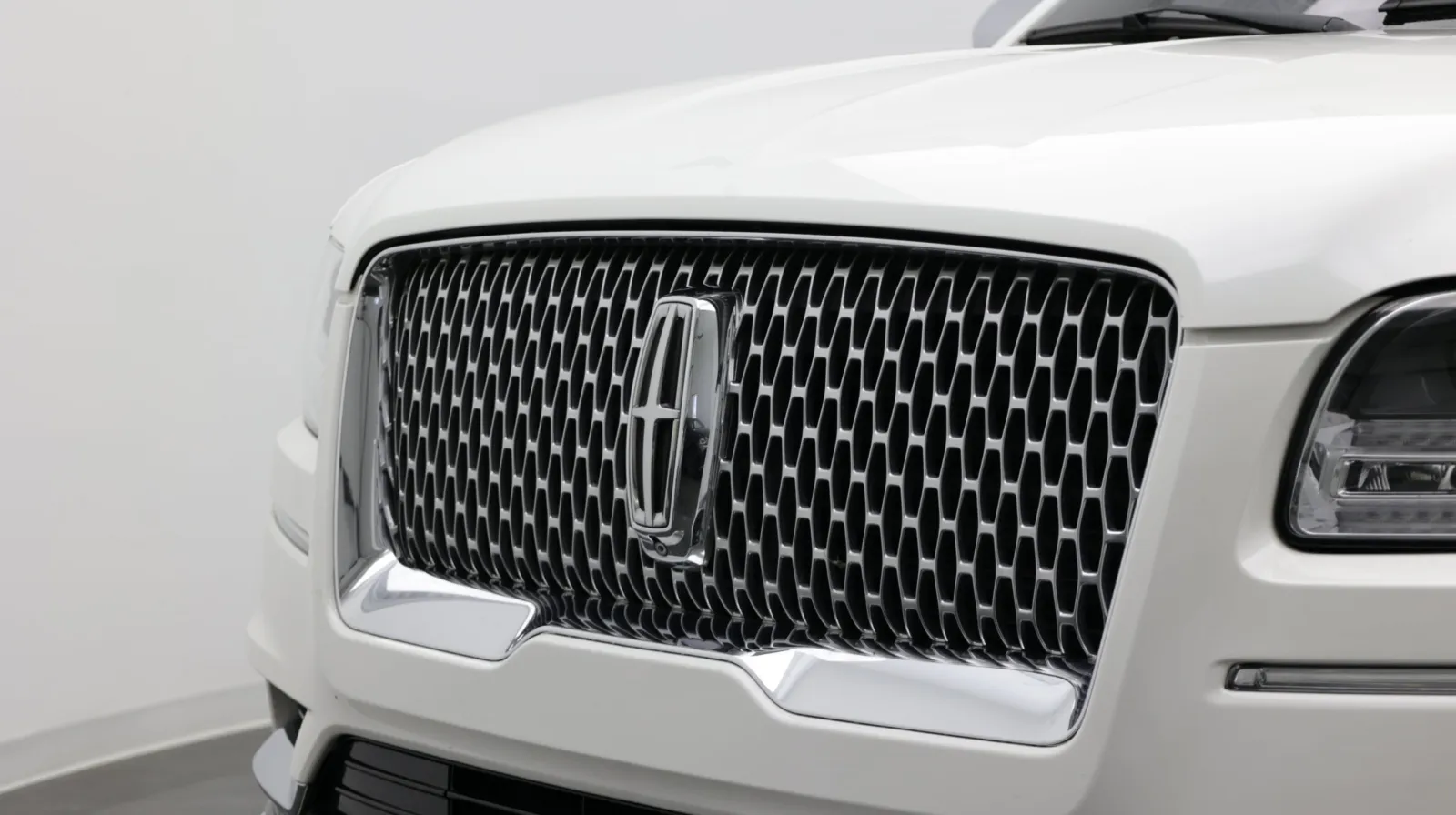 Lincoln Navigator photo 11