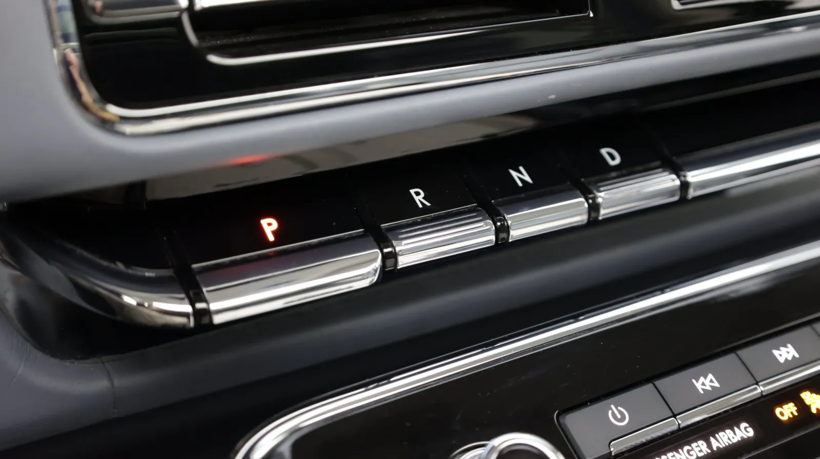 Lincoln Navigator photo 20