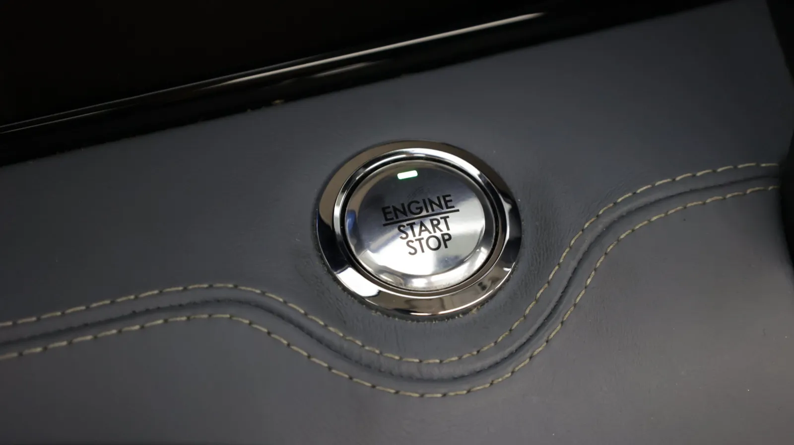 Lincoln Navigator photo 22