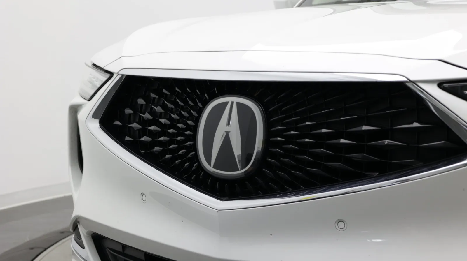 Acura MDX photo 10