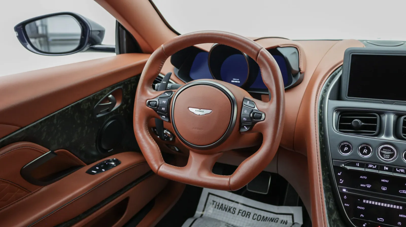 Aston Martin DBS photo 21