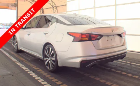 More photos of 2020 Nissan Altima 2.5 SR at Auto Boutique Florida, FL