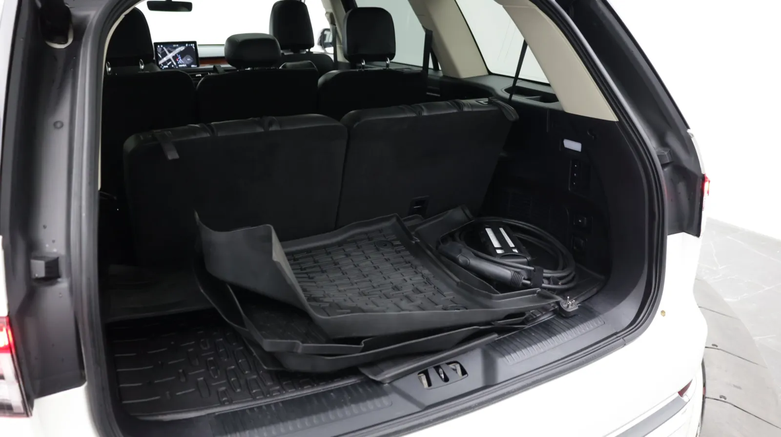 Lincoln Aviator photo 40