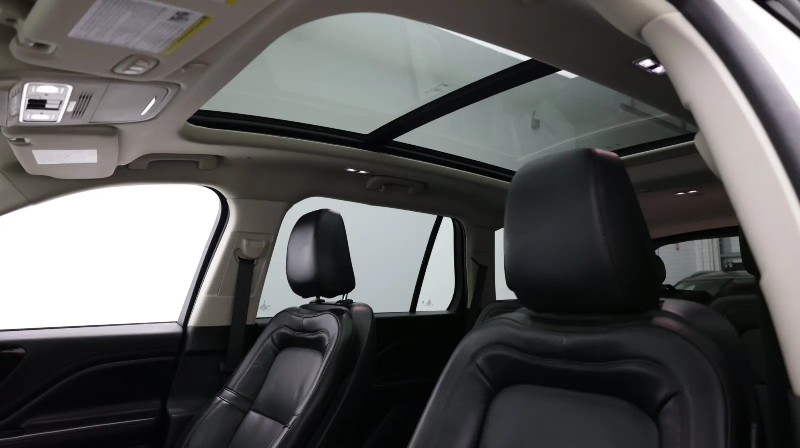 Lincoln Aviator photo 5