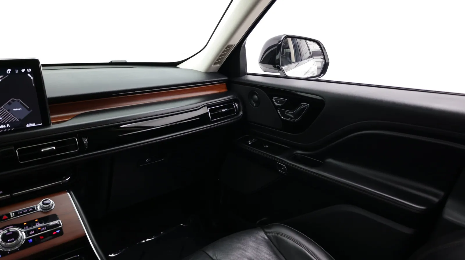 Lincoln Aviator photo 38