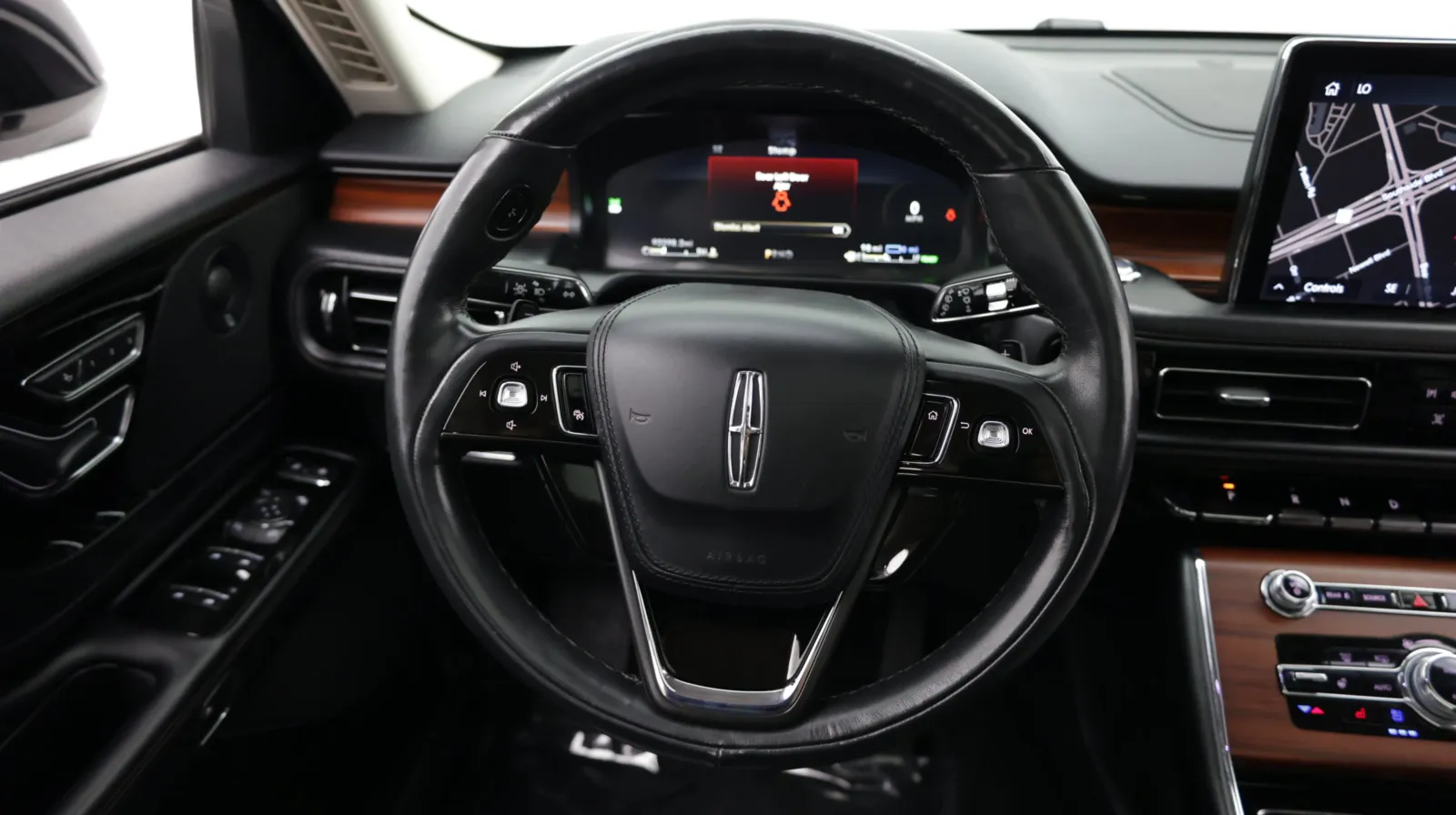Lincoln Aviator photo 35