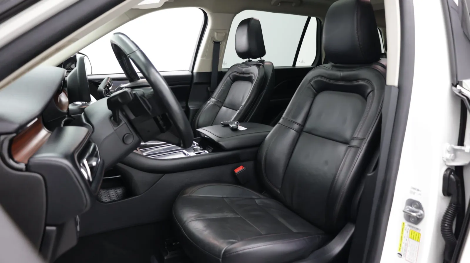Lincoln Aviator photo 18