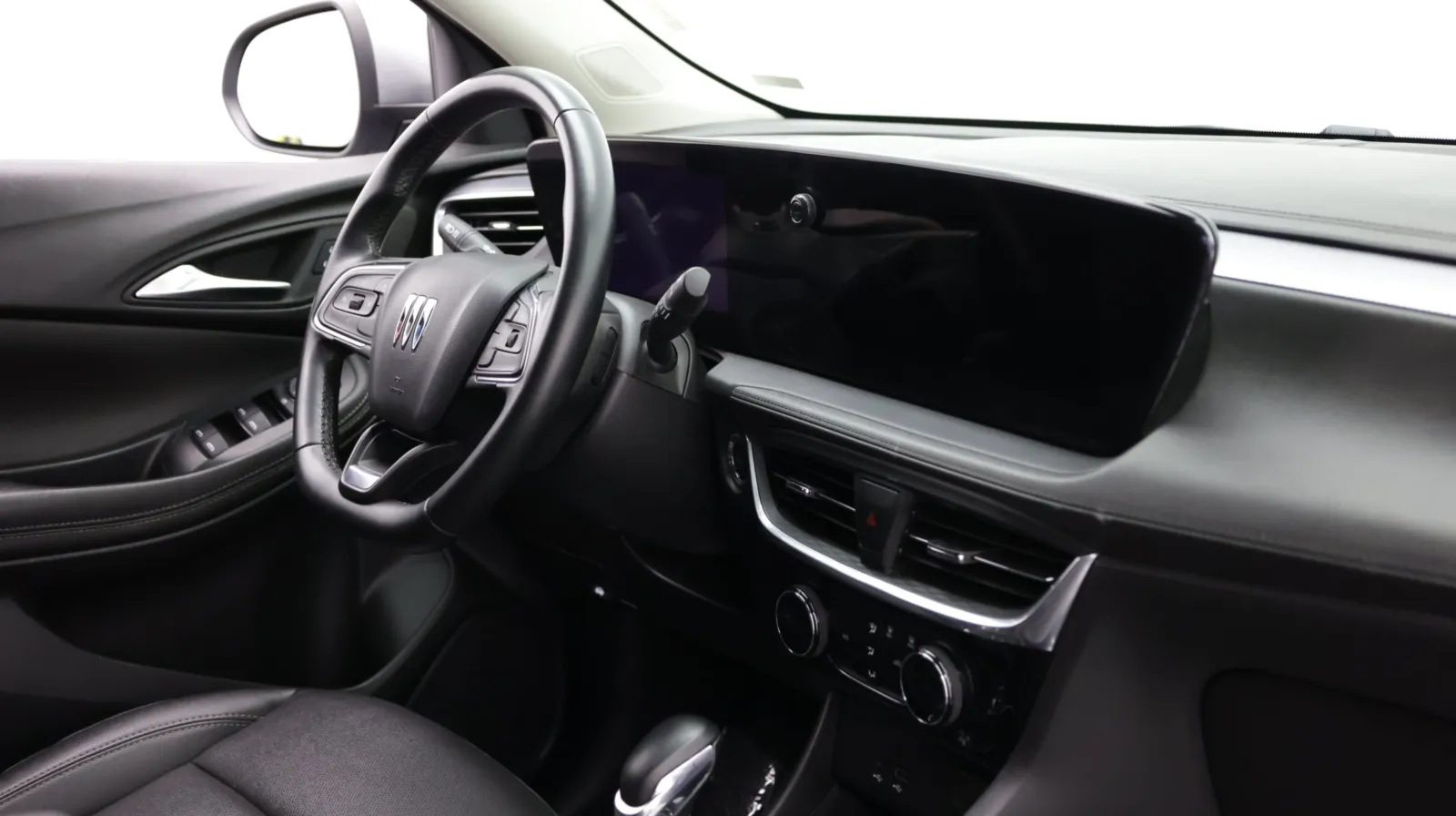 Buick Encore GX photo 34