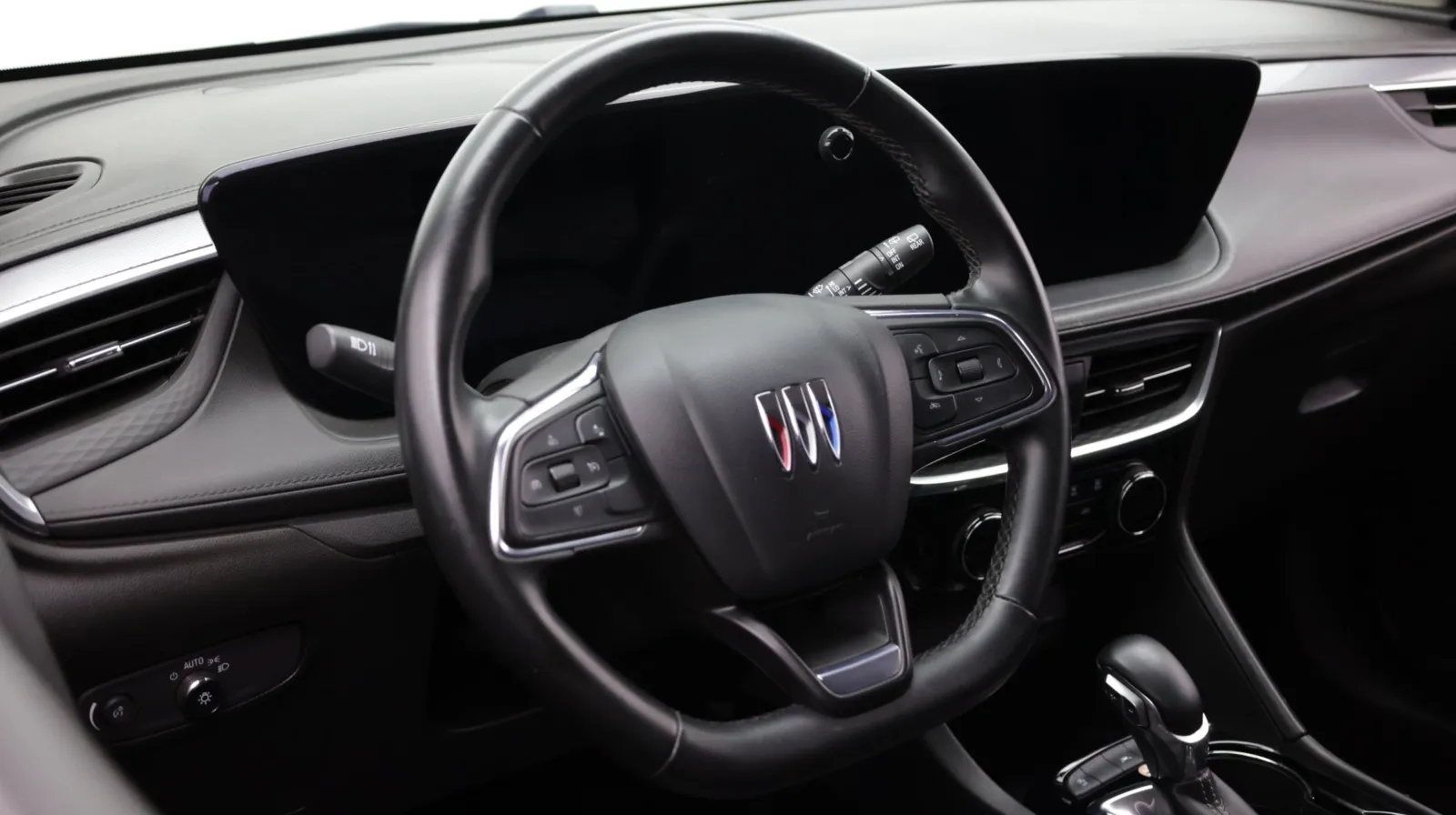 Buick Encore GX photo 11