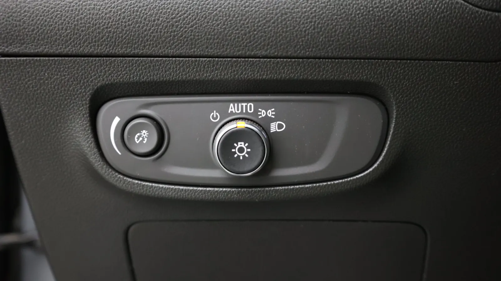 Buick Encore GX photo 21