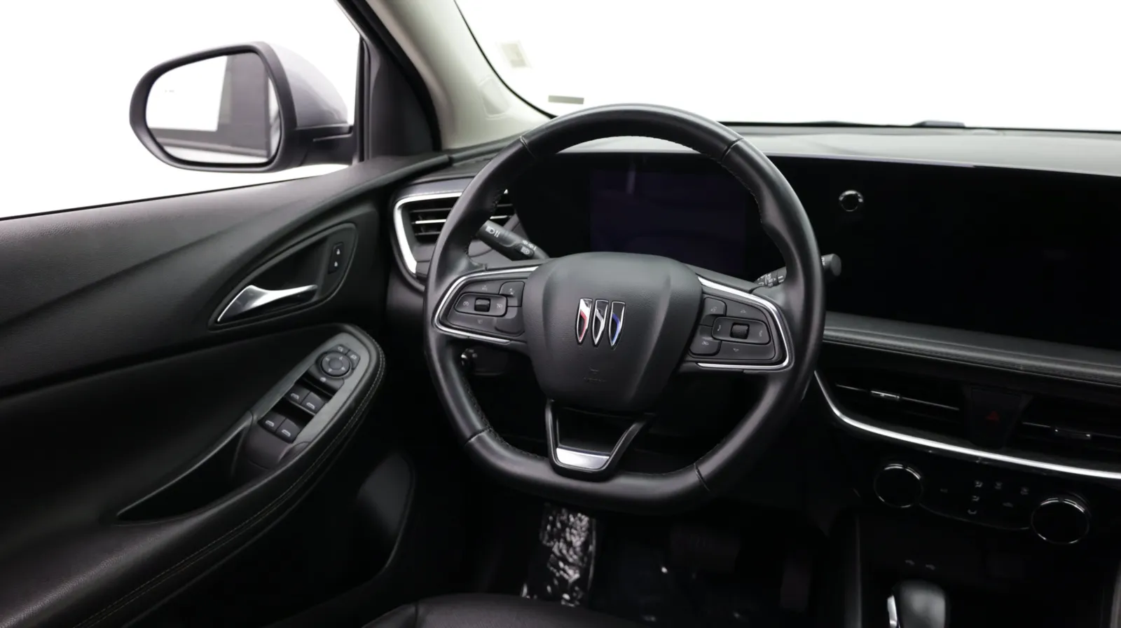 Buick Encore GX photo 27