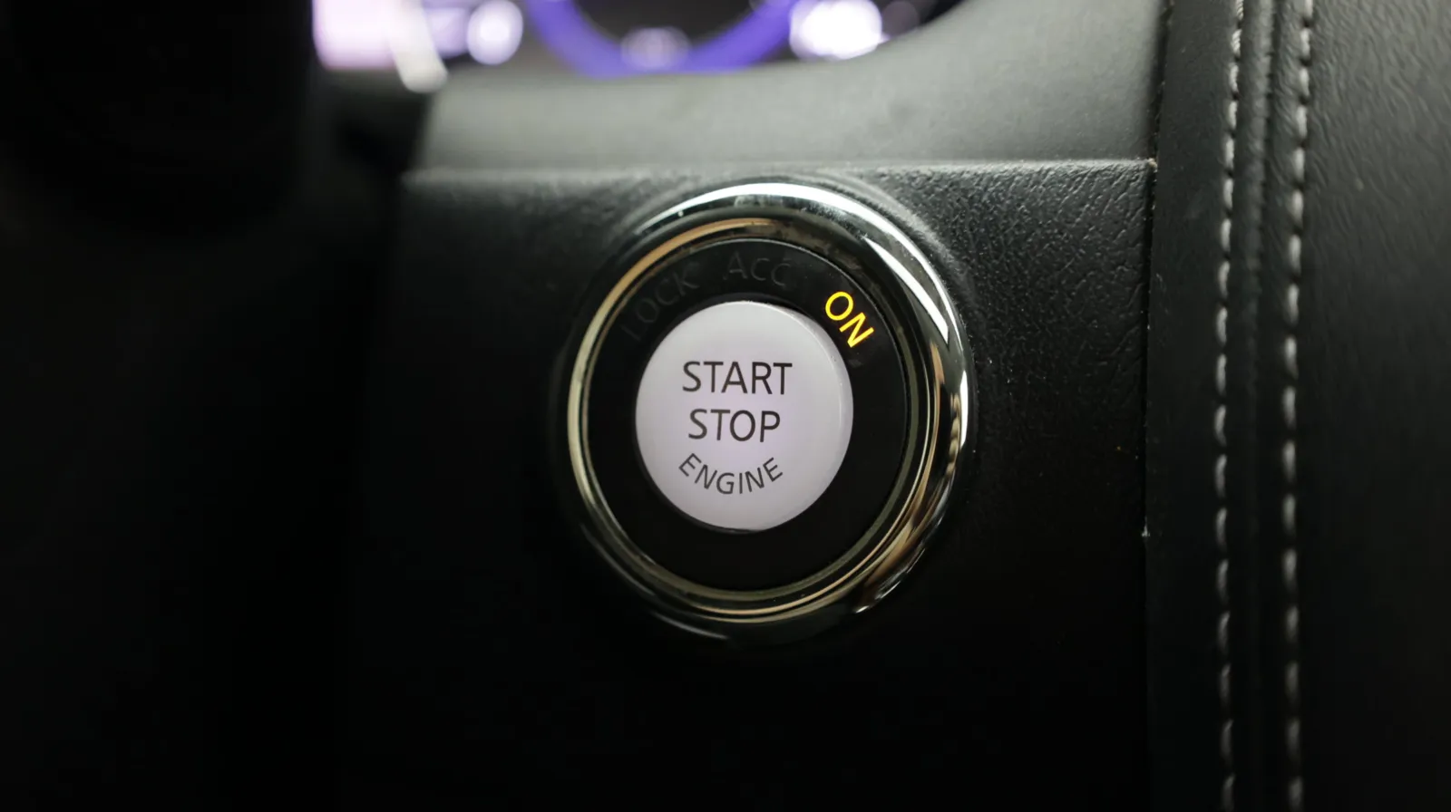 Infiniti QX80 photo 30