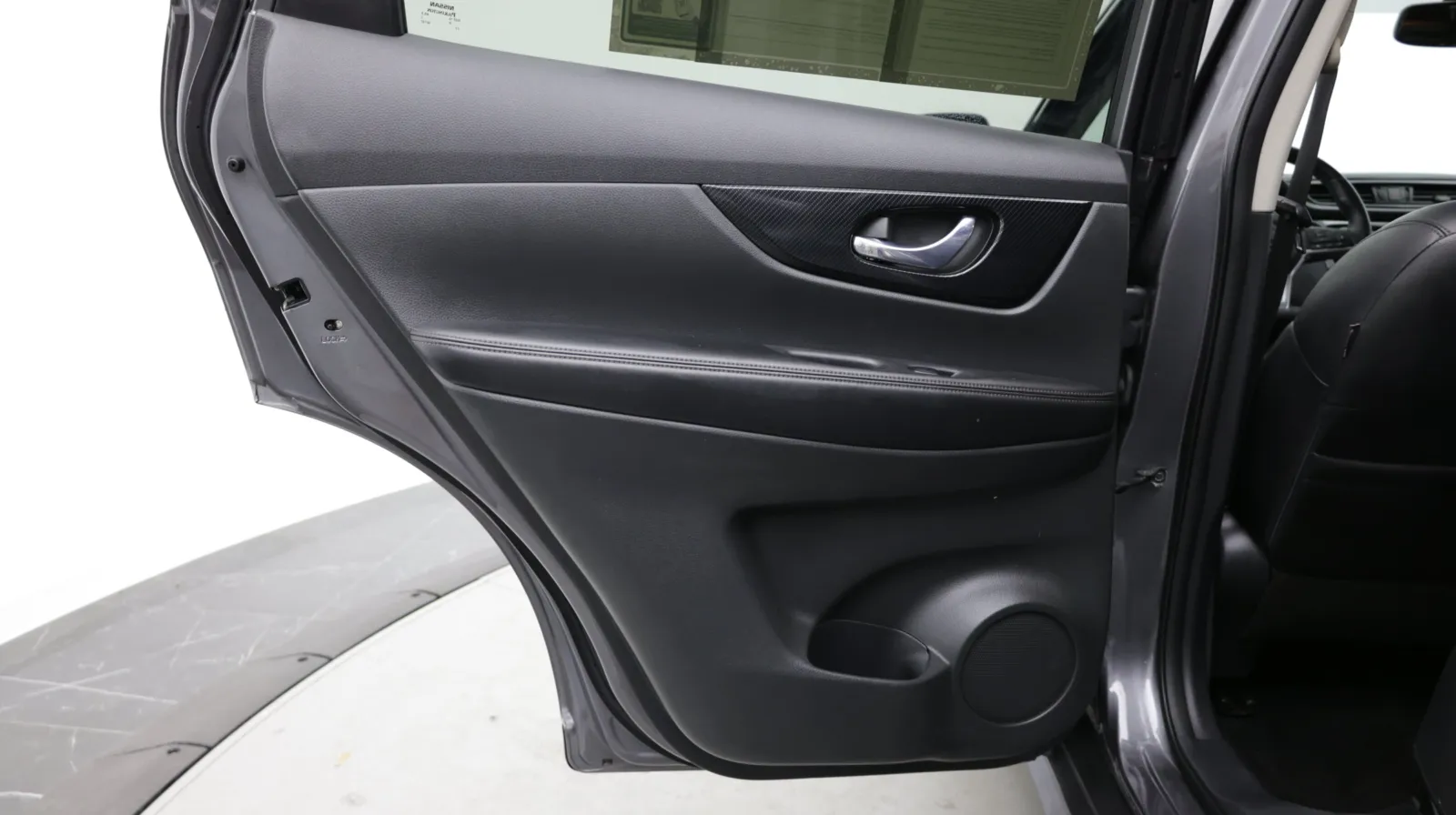 Nissan Rogue photo 26