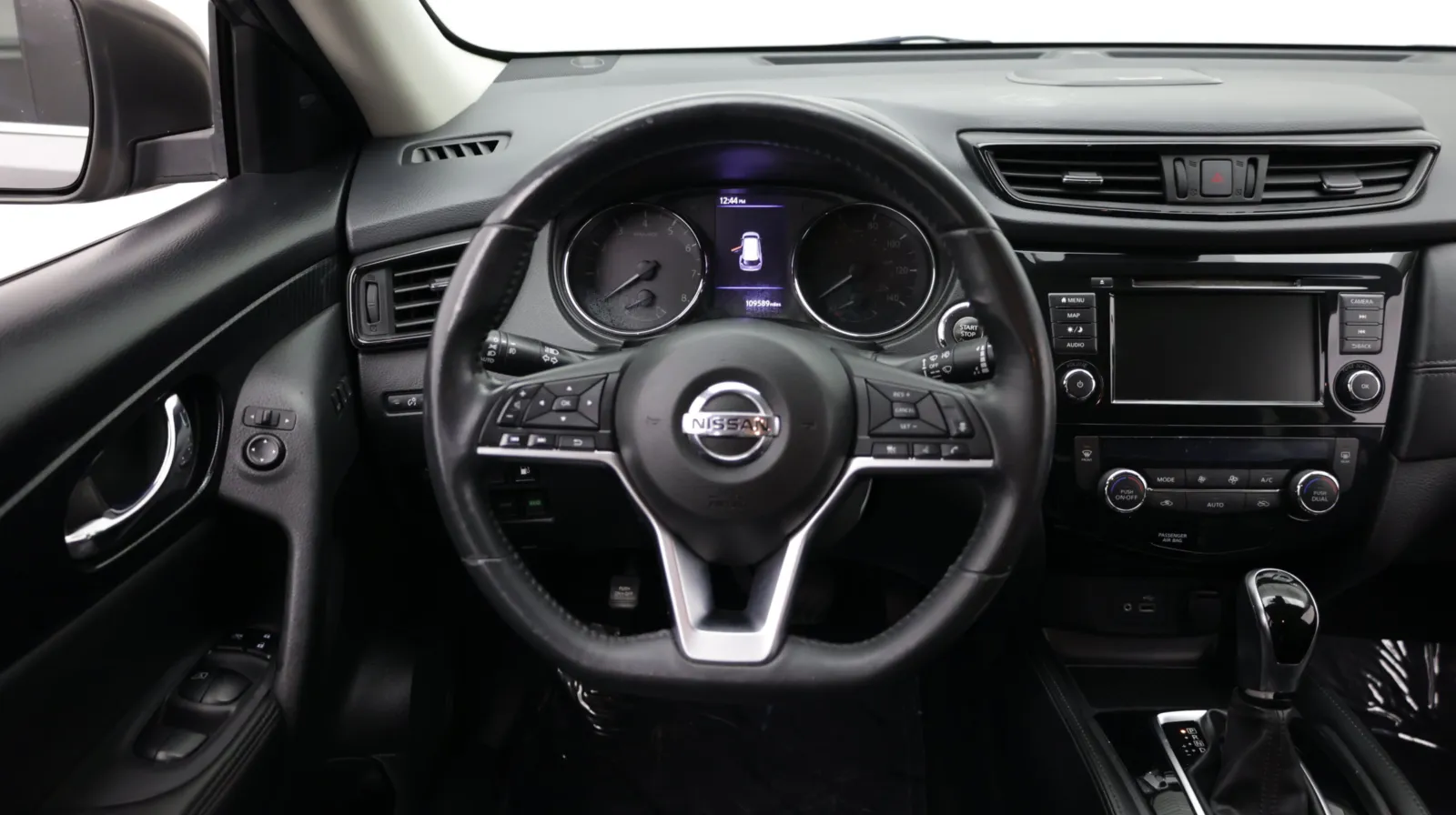 Nissan Rogue photo 27