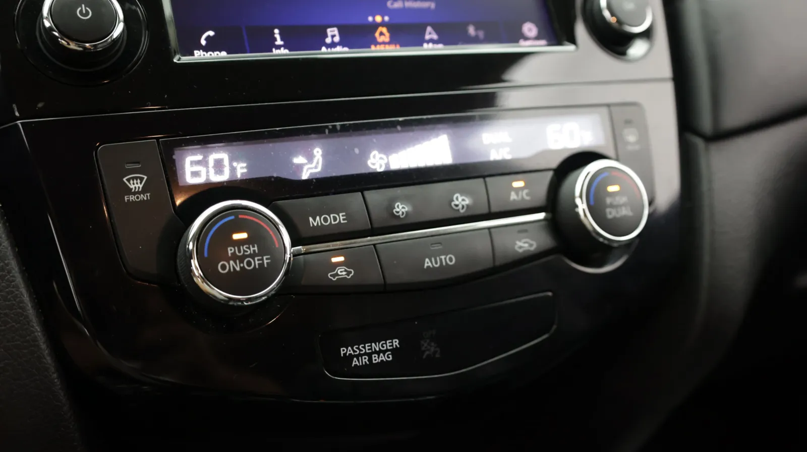 Nissan Rogue photo 18