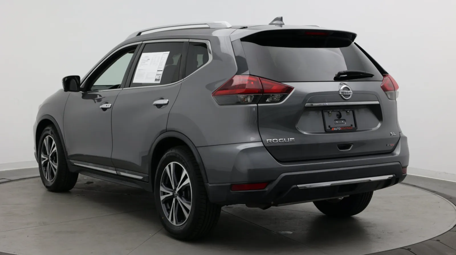 Nissan Rogue photo 5