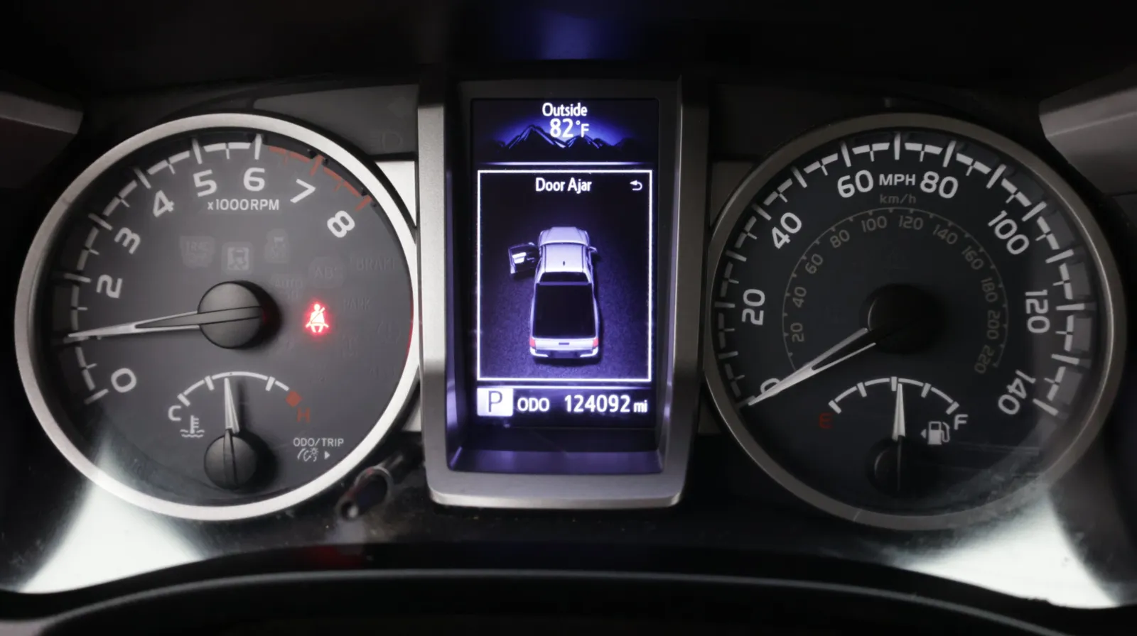 Toyota Tacoma photo 19