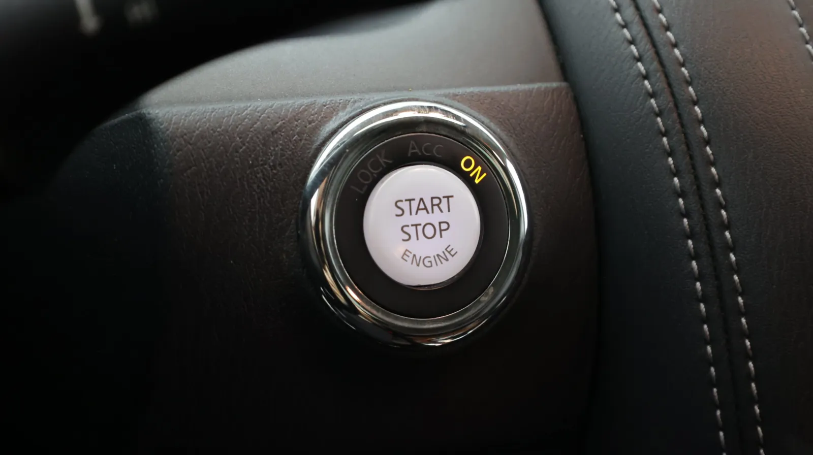 Infiniti QX80 photo 27