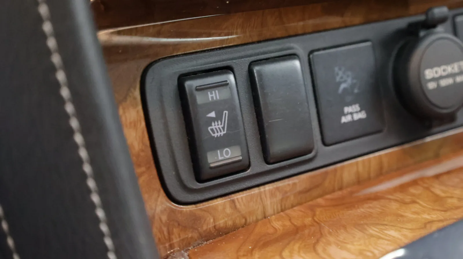 Infiniti QX80 photo 22
