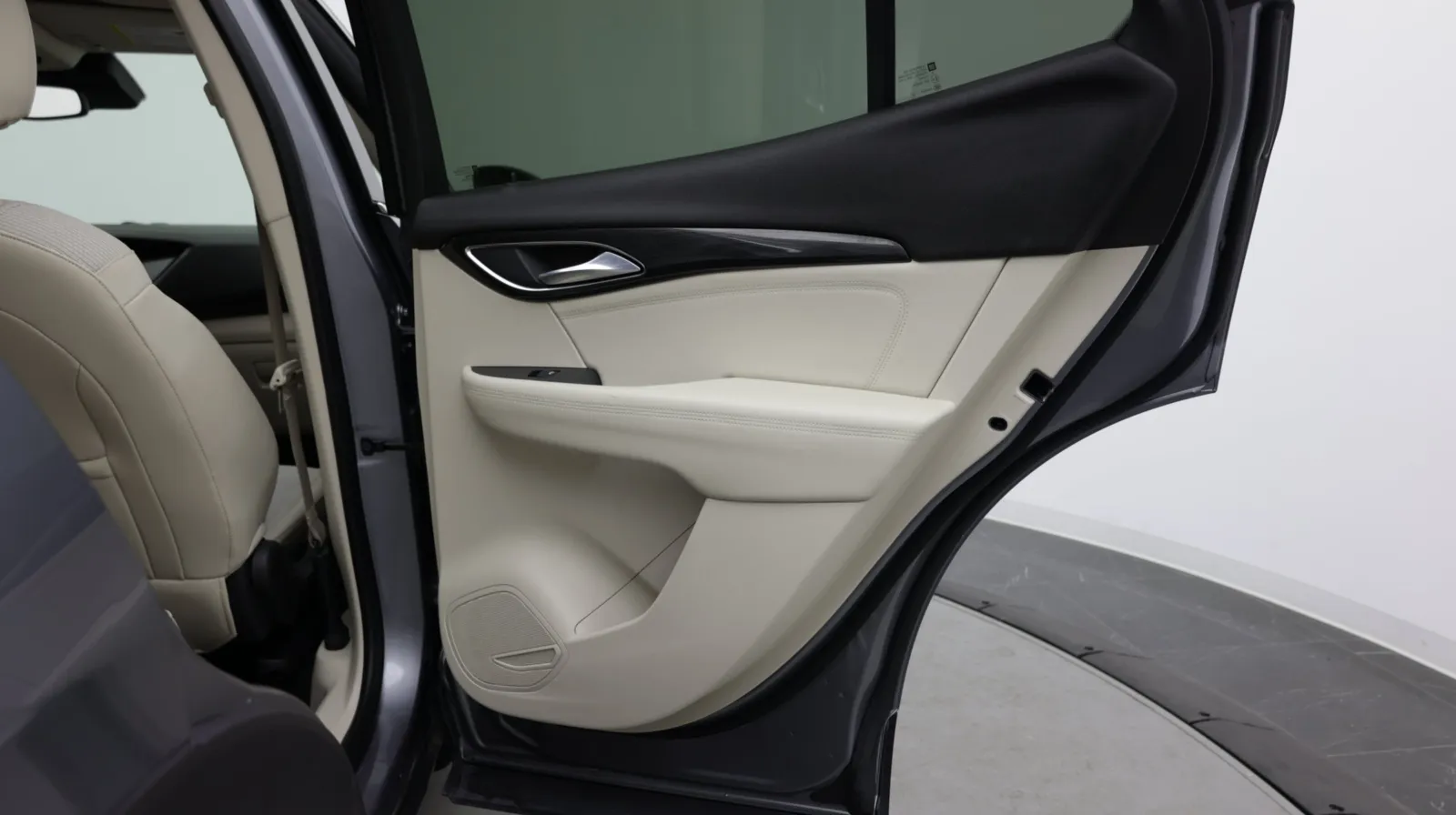 Buick Envision photo 34