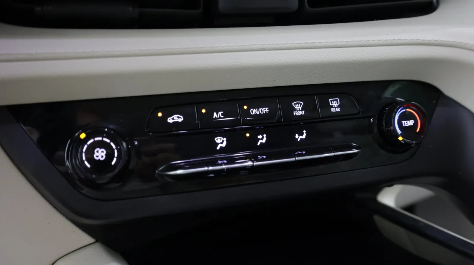 Buick Envision photo 20