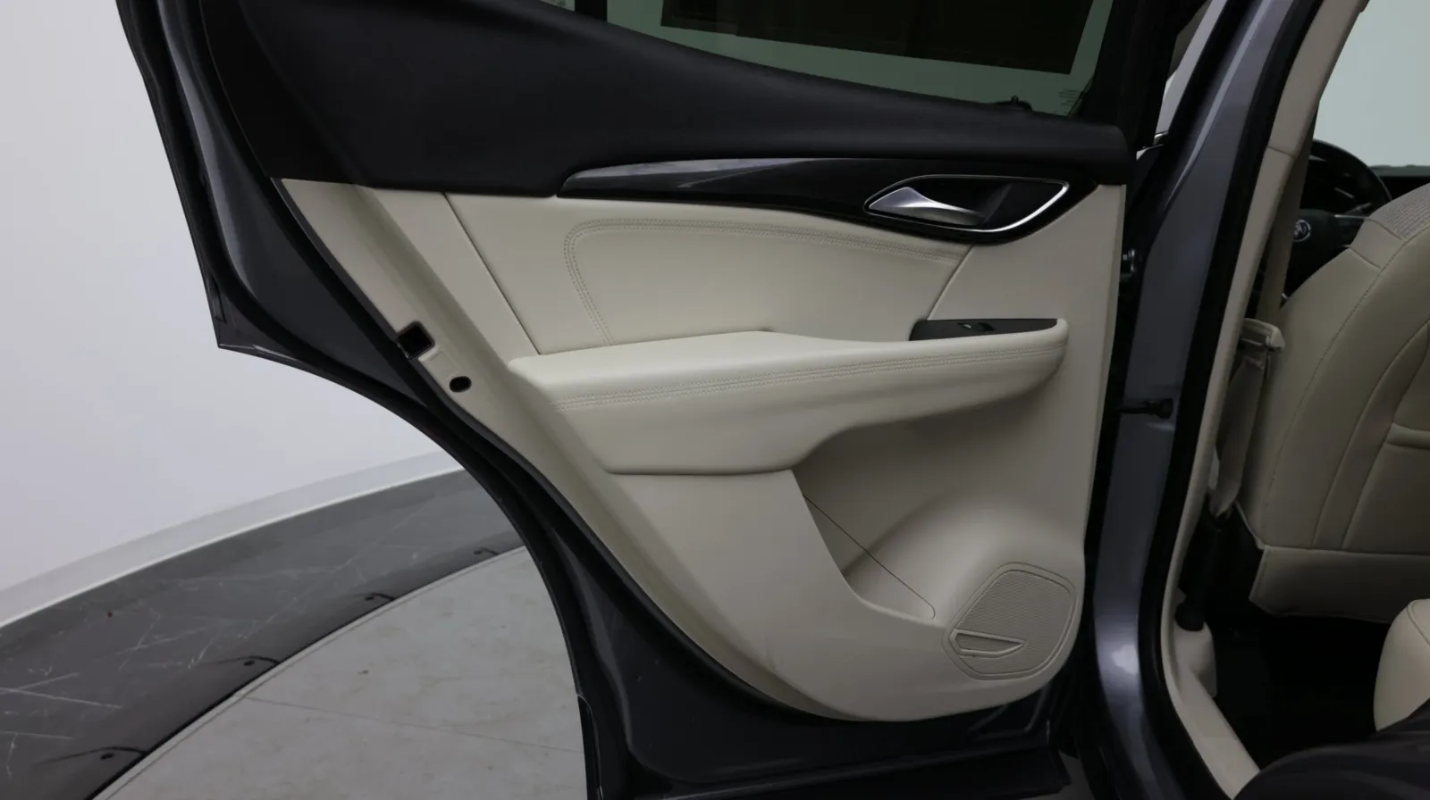 Buick Envision photo 27