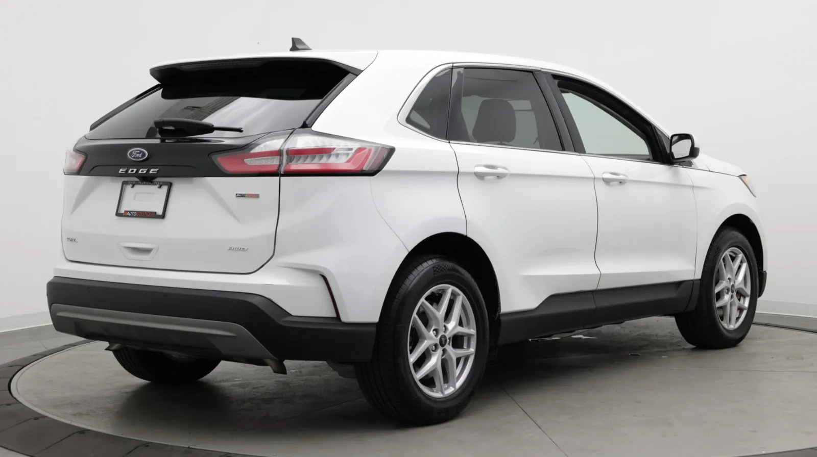Ford Edge photo 7