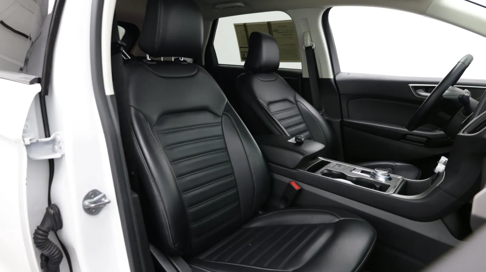 Ford Edge photo 36