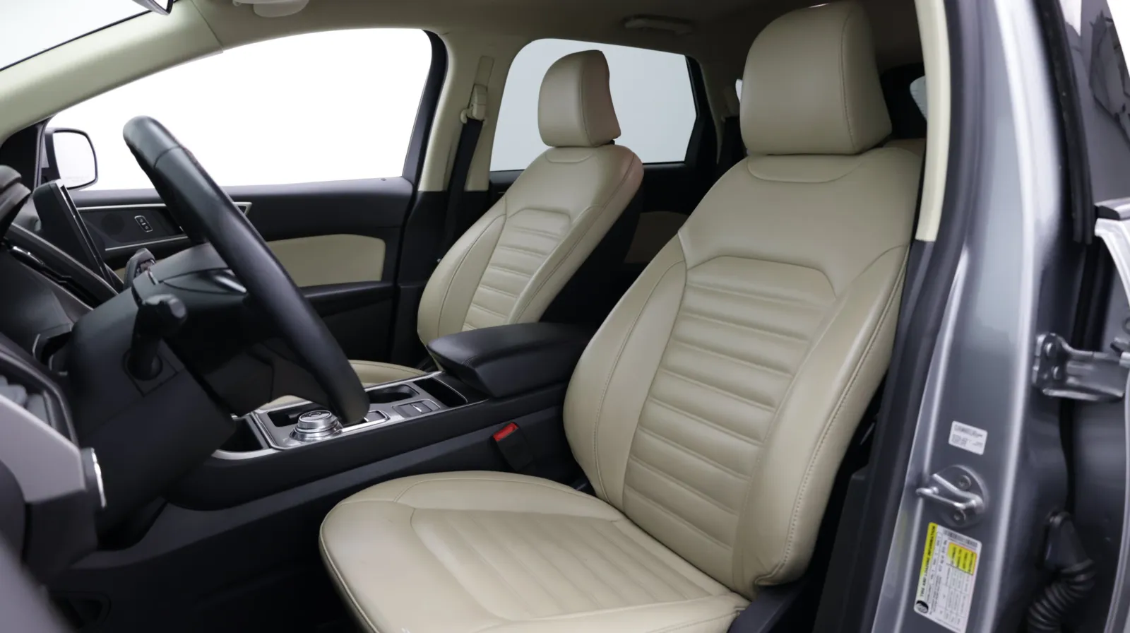 Ford Edge photo 16