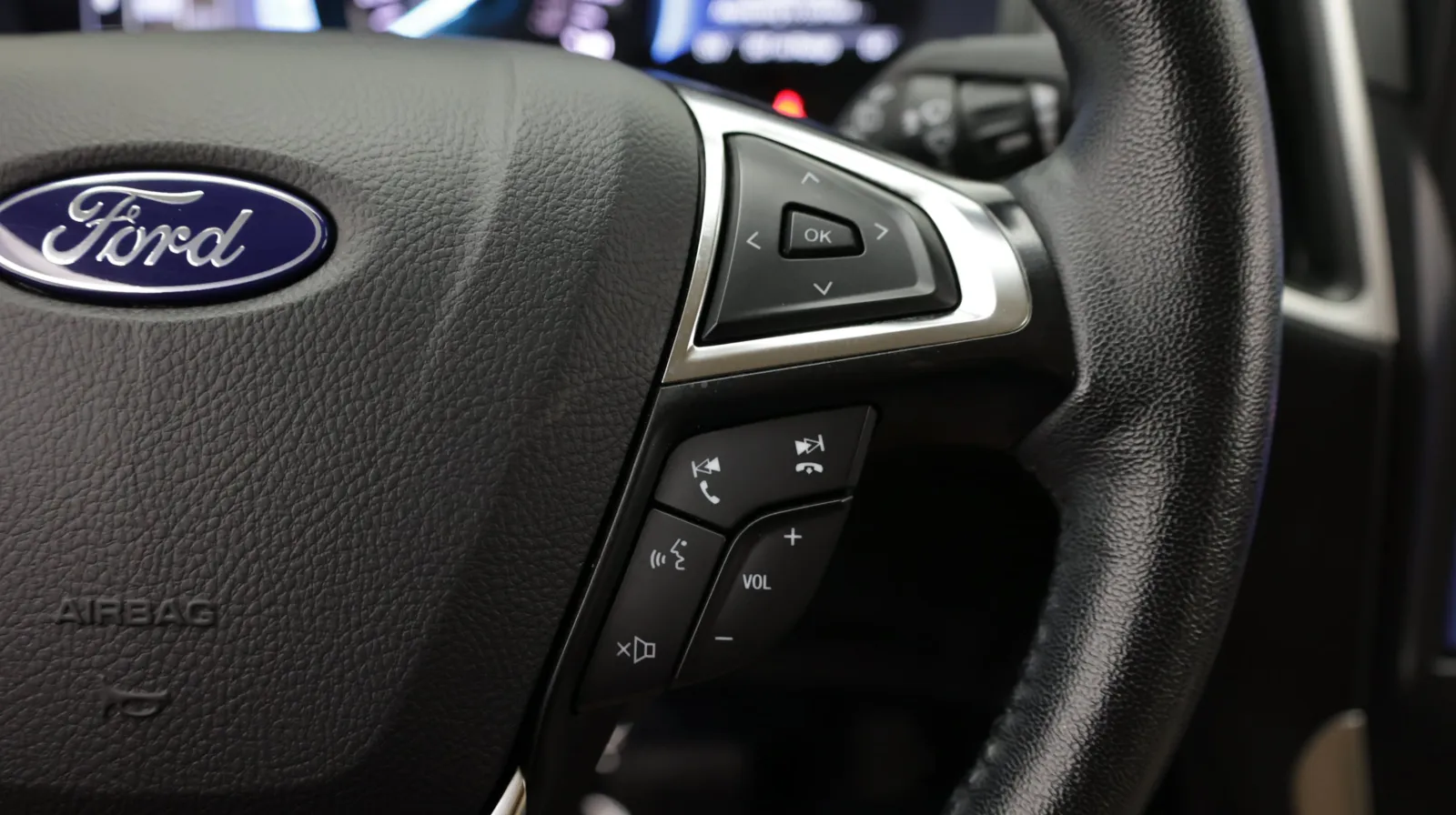 Ford Edge photo 21