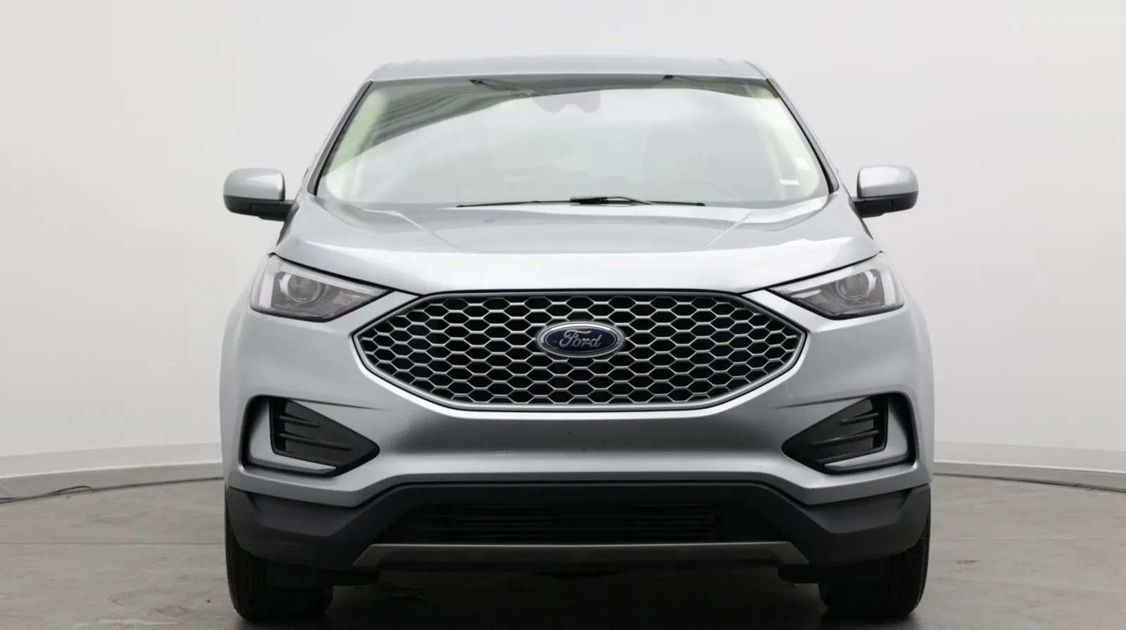 Ford Edge photo 2