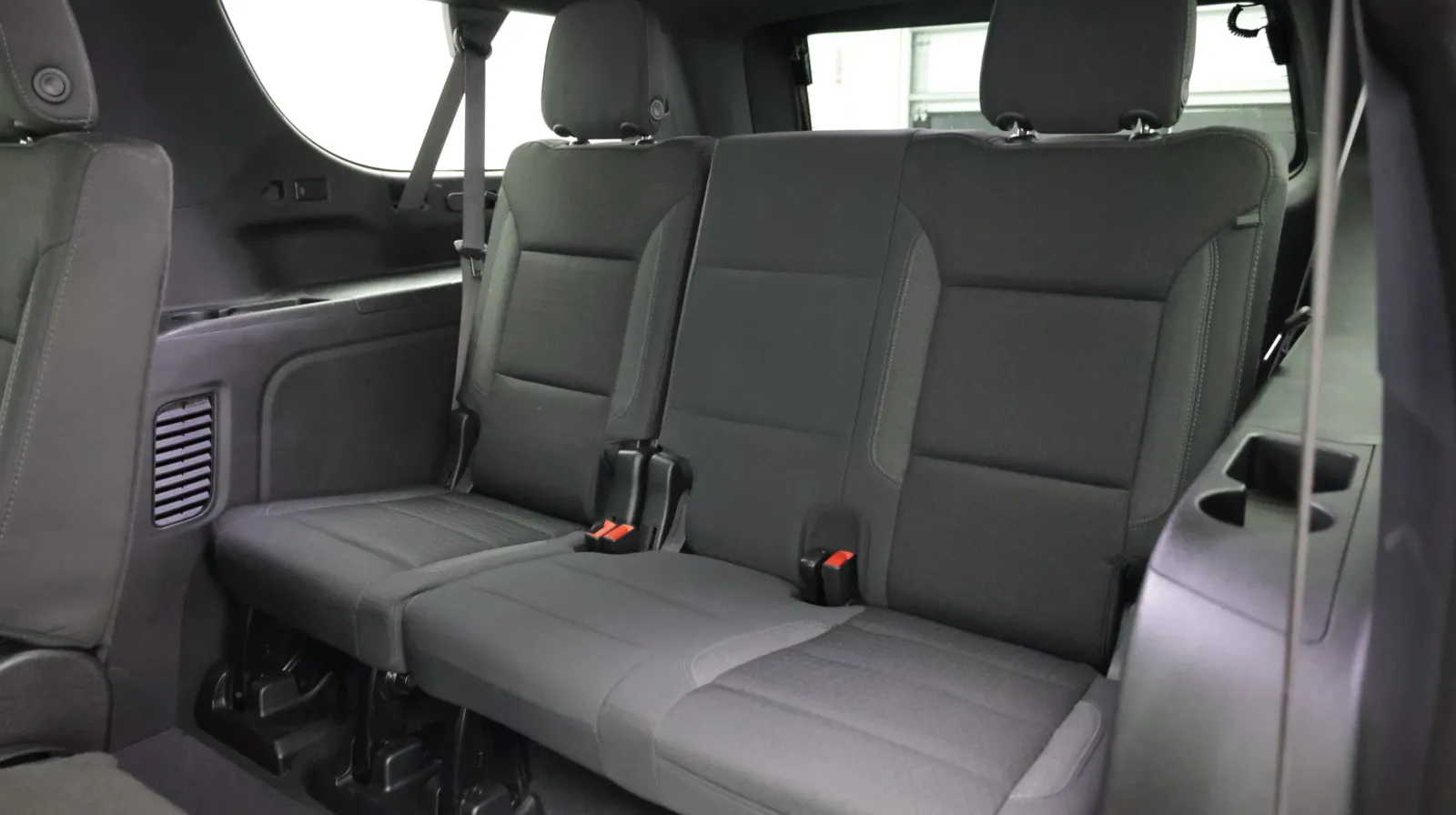 GMC Yukon XL photo 27