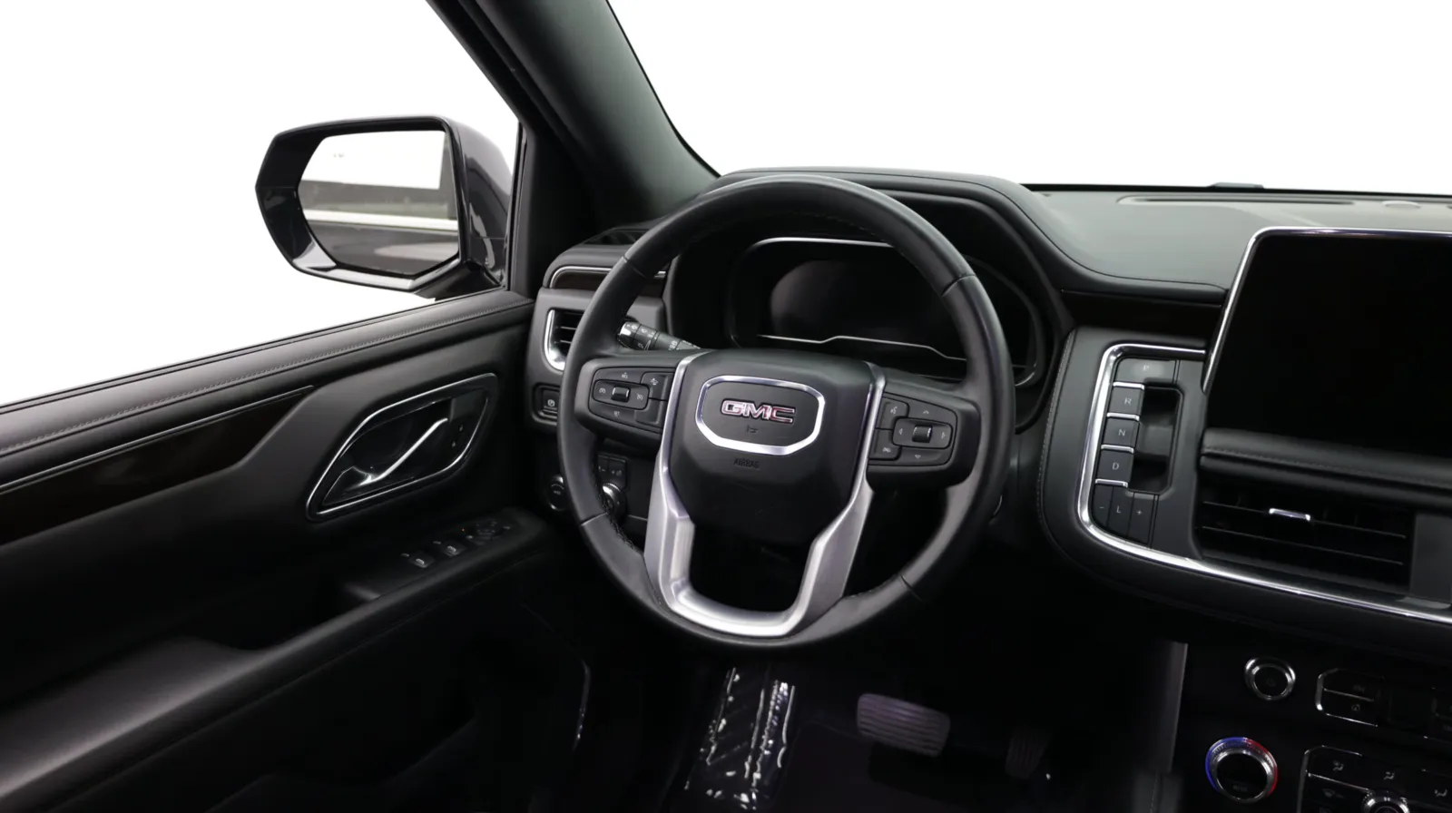 GMC Yukon XL photo 29