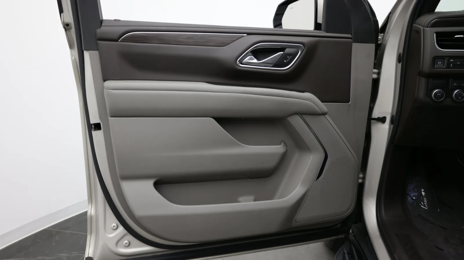 Chevrolet Tahoe photo 10