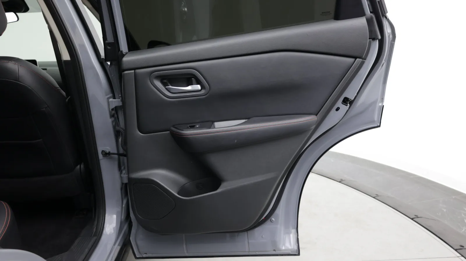 Nissan Rogue photo 37