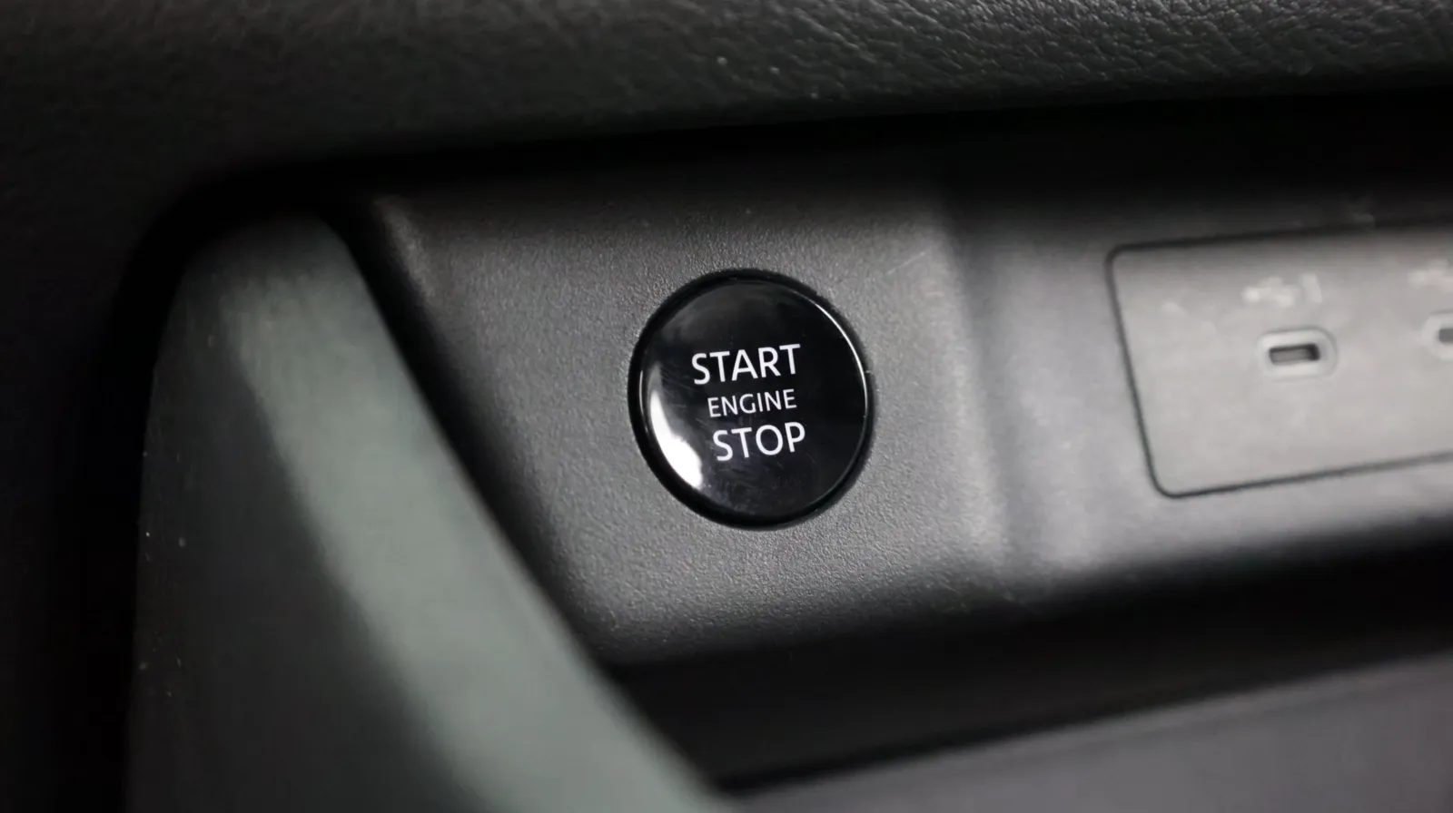 Nissan Rogue photo 18